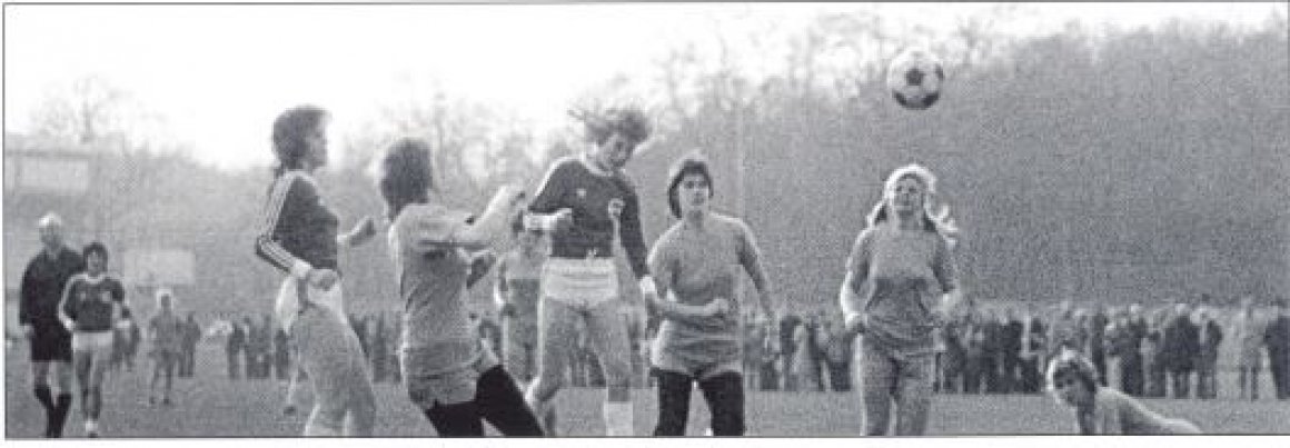 2.3.1975, Kickers Offenbach - Oberst Schiel 0:0 am Bieberer Berg auf dem Nebenfeld